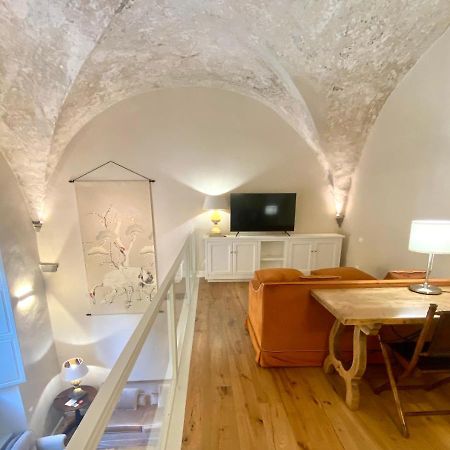 Accademia Newly Renovated Ancient Abbey Apartment Florence Luaran gambar